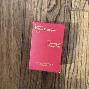 Baccarat Rouge Scented body oil box